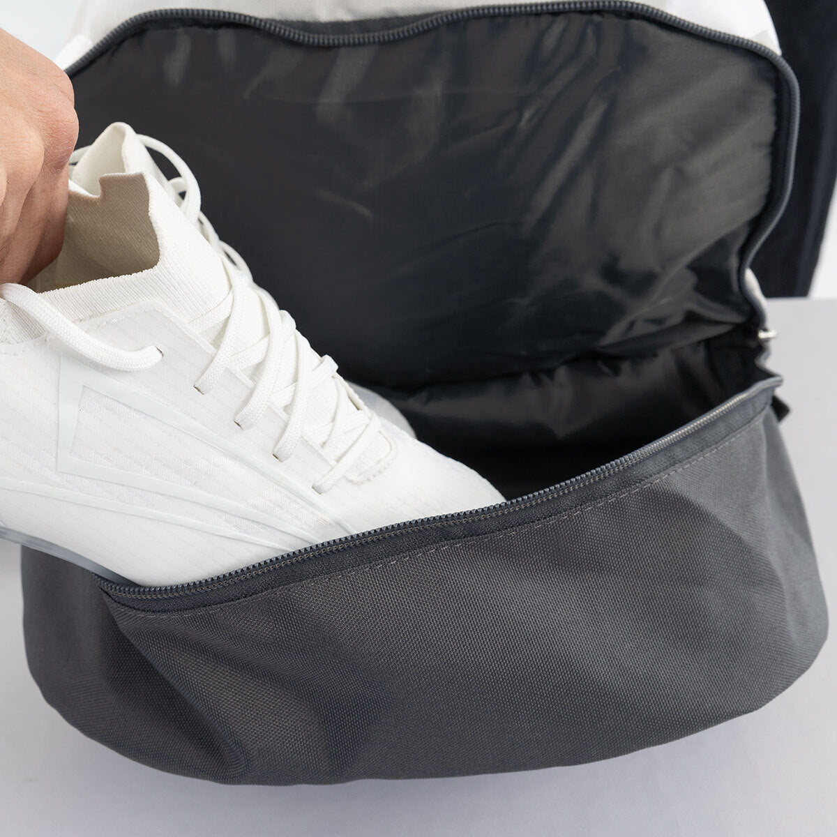 Rucsac Sport ICONIC cu Compartiment Ghete – Ghiozdan Fotbal & Antrenament | JAKO Romania