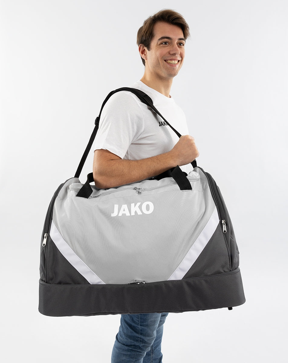 Geantă Sport JAKO ICONIC cu Compartiment Ghete – Geantă Echipament Fotbal | JAKO Romania