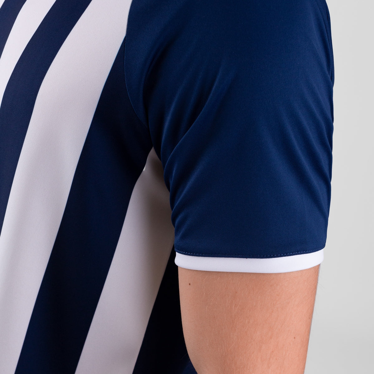 Tricou Fotbal JAKO INTER – Tricou Joc & Antrenament | JAKO Romania